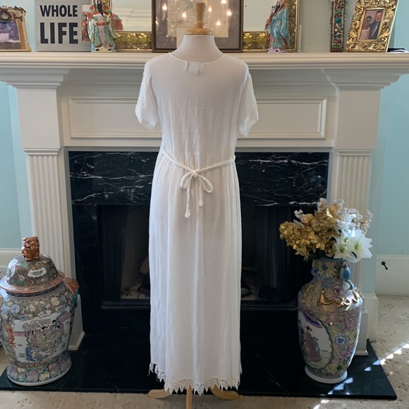 “Mg Apparel” cream muslin classic dress very lightly worn - Picture 4 of 6